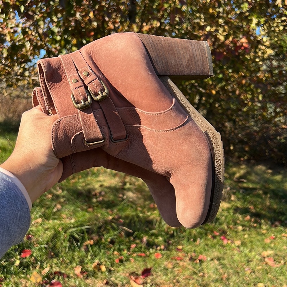 Holding Horses Suede Boot